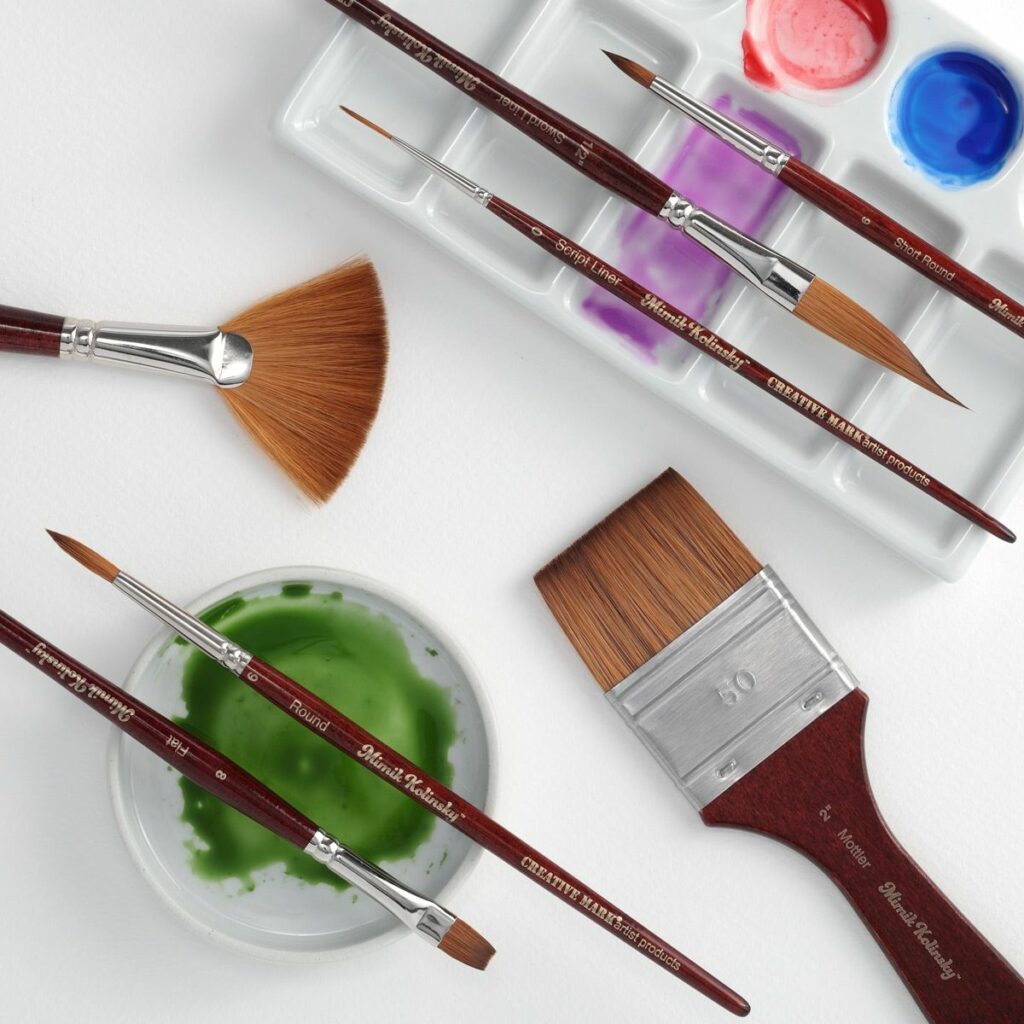 Handmade in Germany by master brush makers for Watercolor applications