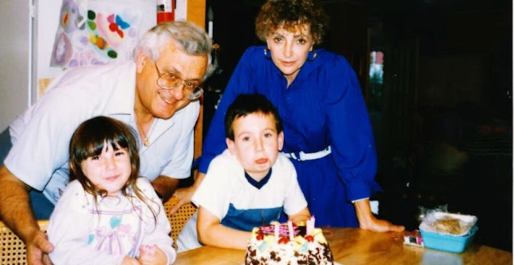 Jerry and Arline Goldstein with their grandchildren, Heather and Michael Goldstein
